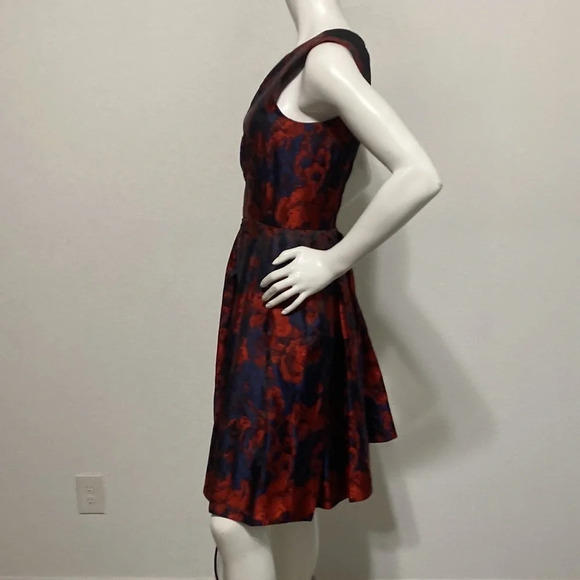 Taylor Blue Red Romantic Goth Floral Jacquard Whimsigoth Fit & Flare Dress Sz. 6 - Picture 4 of 8